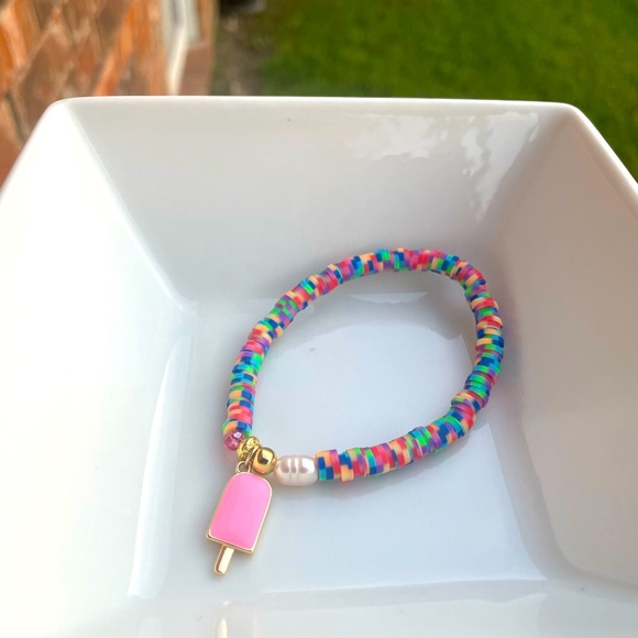 Available, handmade friendship bracelets. 4 colors available. - Picture 7 of 7